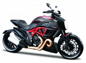 Maisto motorka 1:12 Ducati Diavel Carbon - černá