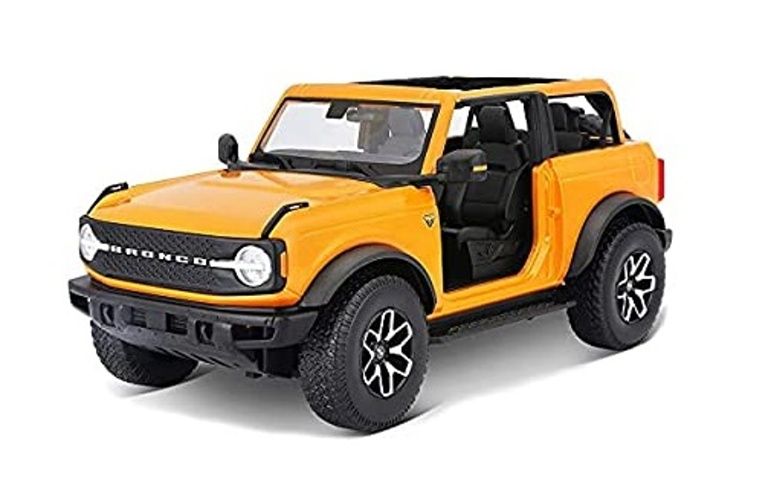 Maisto 1:18 2021 Ford Bronco Badlands - oranžová barva