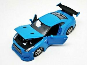 auto Maisto 1:24 Design - Nissan GT-R modré