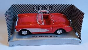 Welly - auto Old Timer - Chevrolet Corvette 1957 cabrio - červená barva