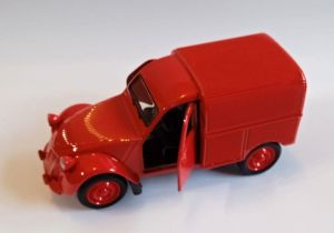 auto Welly -  Citroen  2CV  Fourgonnette - červená barva 