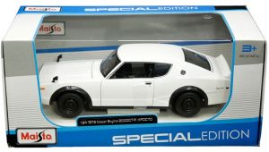 Maisto 1:24 Nissan Skyline 2000 GT-R 1973 - bílá barva
