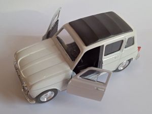 auto Welly - Renault 4 - bílá barva