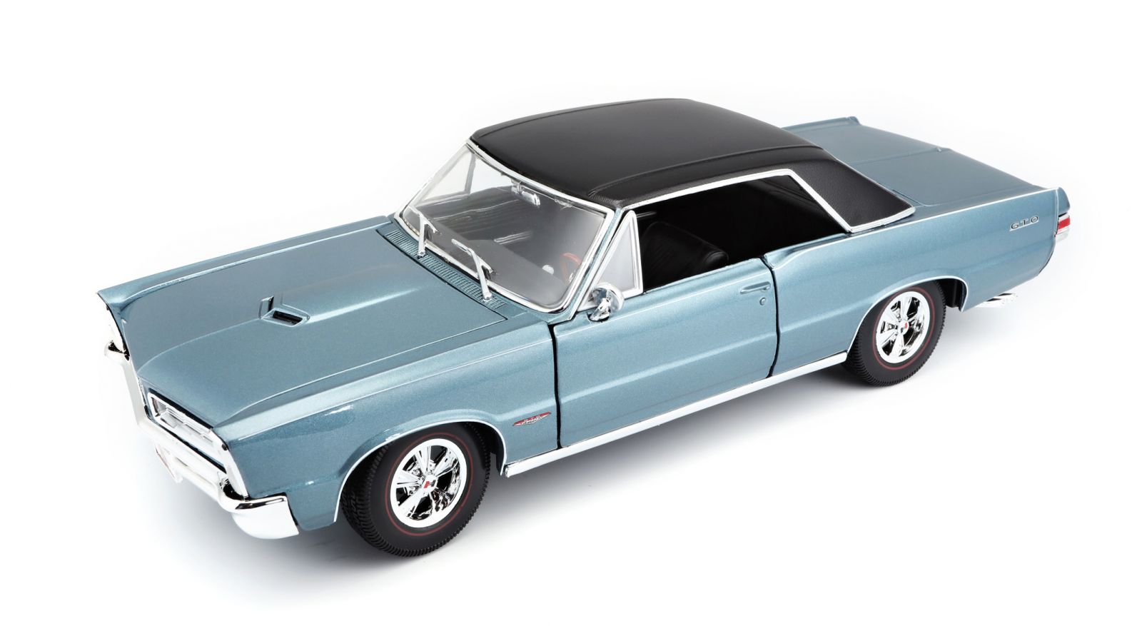 Maisto 1:18 Pontiac GTO 1965 - modrá barva