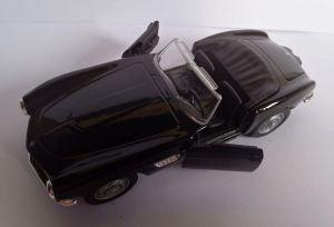 Welly - auto Old Timer - BMW 507 cabriolet - černá barva