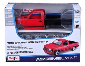 Maisto 1:24 Kit Chevrolet 454SS PickUp 1993 - model ke skládání - červená barva 39239
