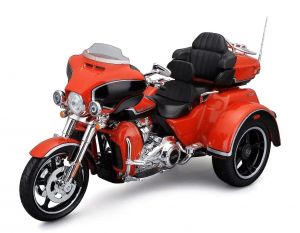 Maisto Harley Davidson 2021  CVO Tri Glide  1:12 oranžová 